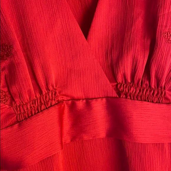 Embroidered blouse by BCBG Max Azria - Picture 5 of 8